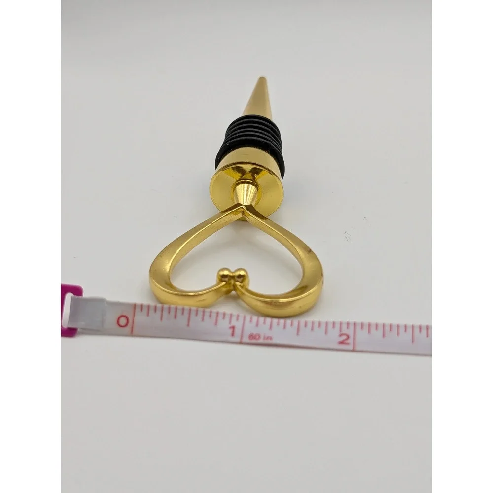 Gold Tone Heart Wine Bottle Stopper Decorative Barware Rubber Seal 4.5